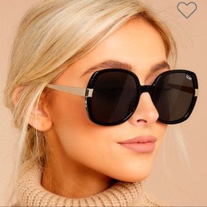 QUAY Australia Gold Dust Black/Smoke